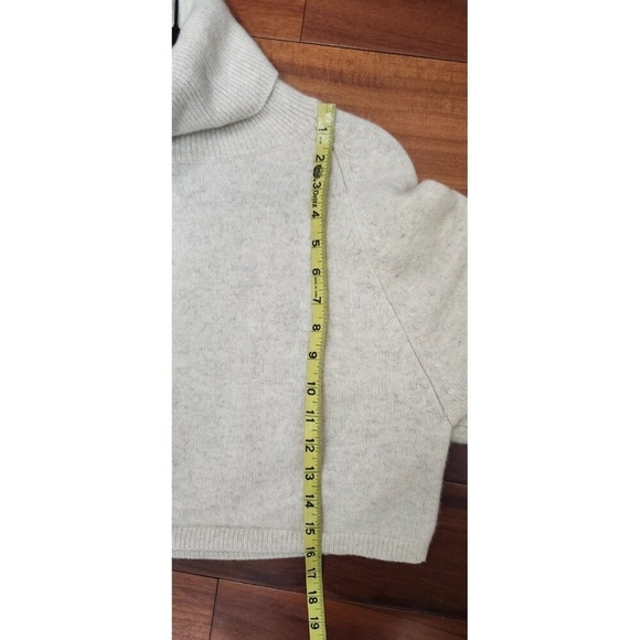 Aritzia Wilfred Free 100% Cashemir Cropped Turtleneck Sweater Oat Beige M - Picture 7 of 11